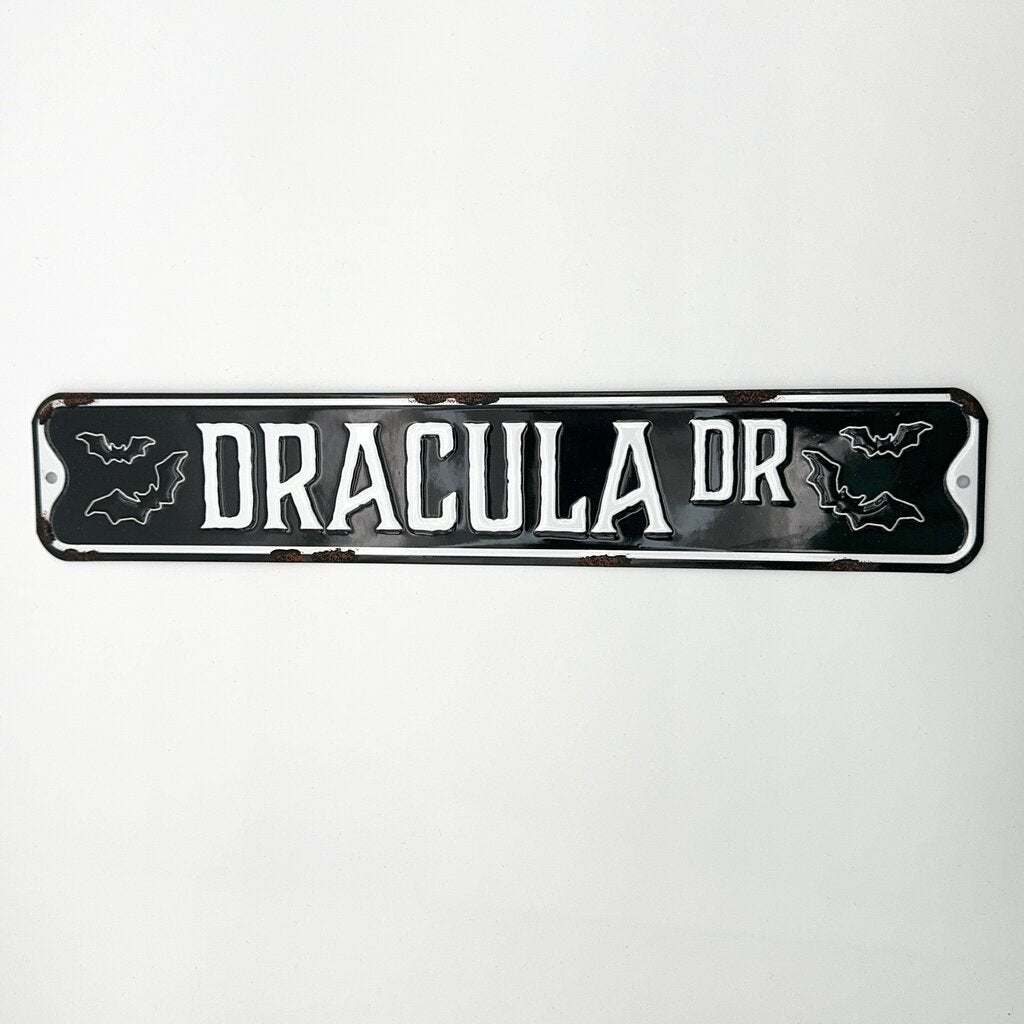 HANGING-HAWLLOWEEN SIGN-DRACULA-DR